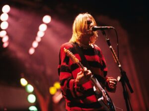 Rock Medley - Smells Like Teen Spirit, Smoke On The Water y Highway To Hell